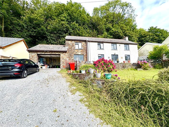 3 Bedroom Detached House For Sale In Llanmiloe Bach, Llanmiloe, Carmarthen, SA33