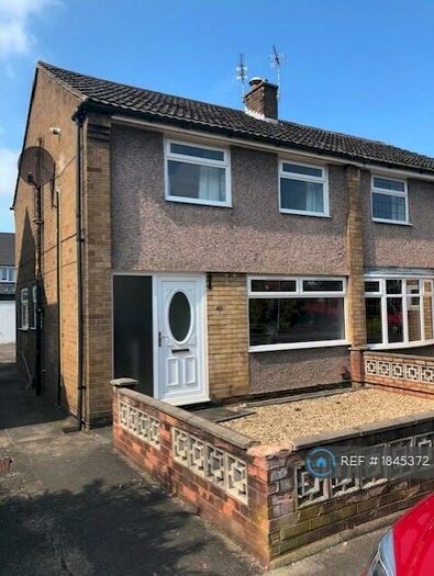 3 Bedroom Semi-Detached House To Rent In Stockdale Crescent, Preston, PR5