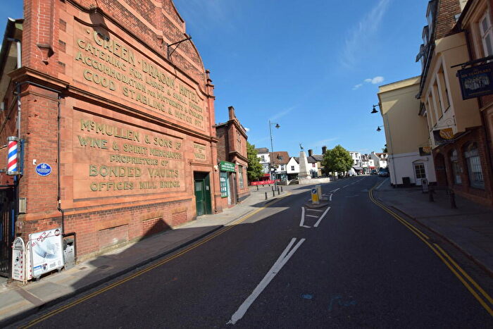 2 Bedroom Apartment To Rent In The Wash, Hertford, SG14