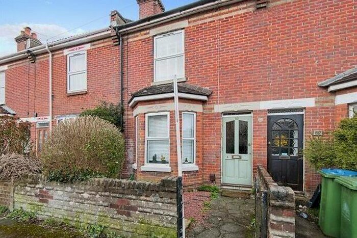 4 Bedroom Terraced House To Rent In Norham Avenue, Southampton, SO16