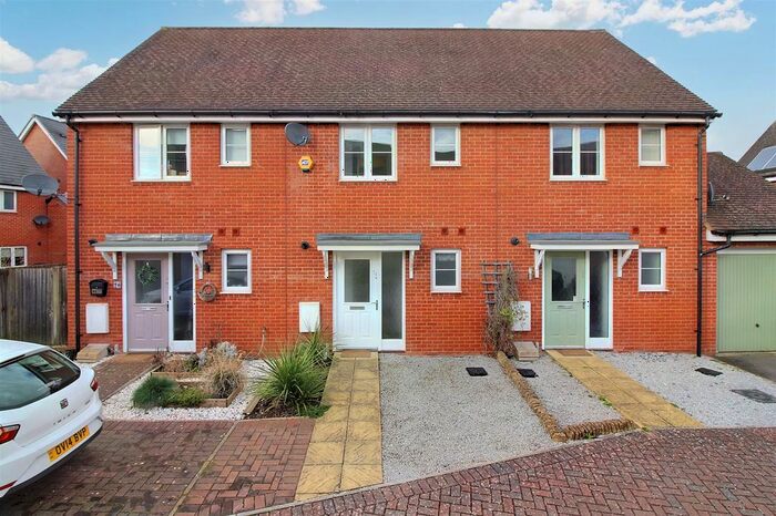 2 Bedroom Terraced House To Rent In Moorcroft Lane, Aylesbury, HP18