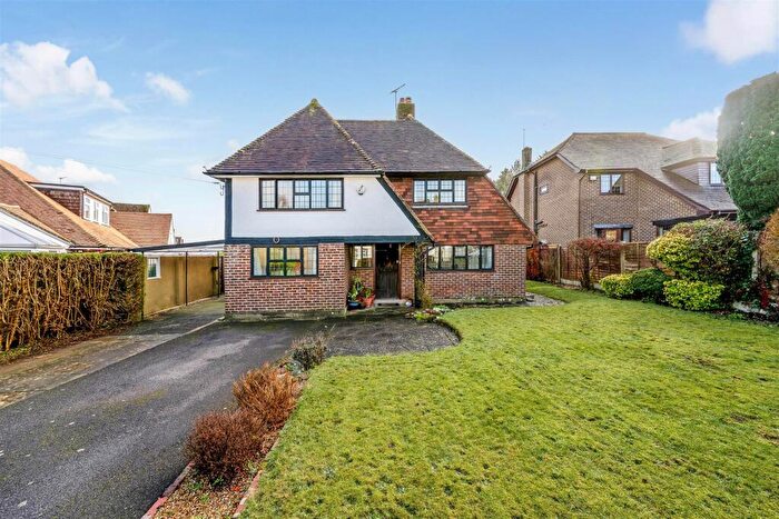 4 Bedroom Detached House For Sale In The Brow, Widley, PO7