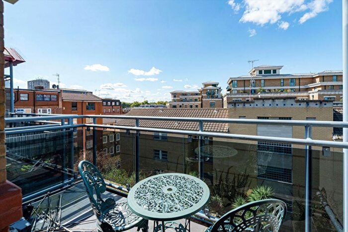 2 Bedroom Flat For Sale In Monck Street, London, SW1P