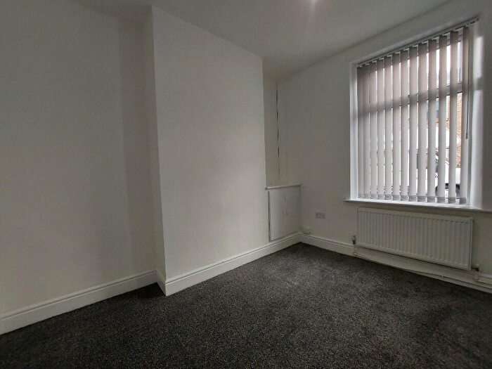 2 Bedroom Terraced House To Rent In Waterbarn Street, Burnley, BB10