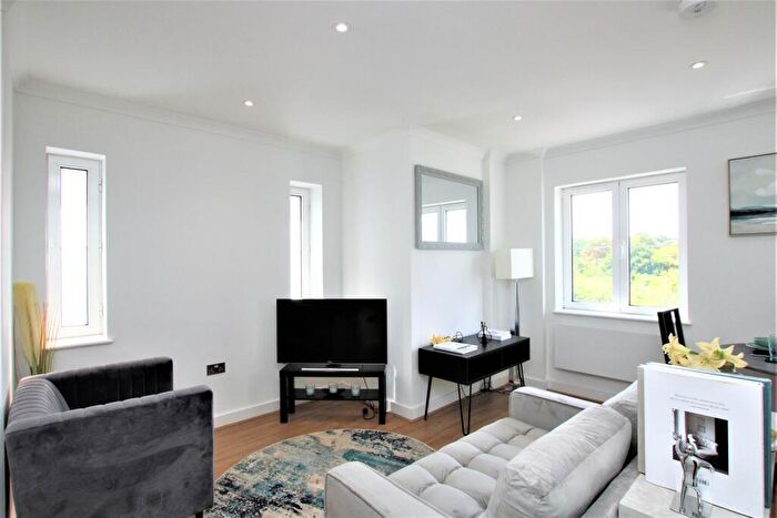 1 Bedroom Flat For Sale In Hendon Park View, Hendon, NW4