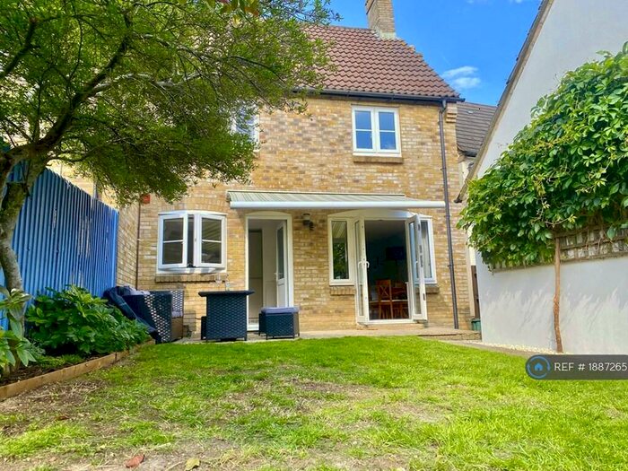 3 Bedroom Semi-Detached House To Rent In Granville Way, Sherborne, DT9