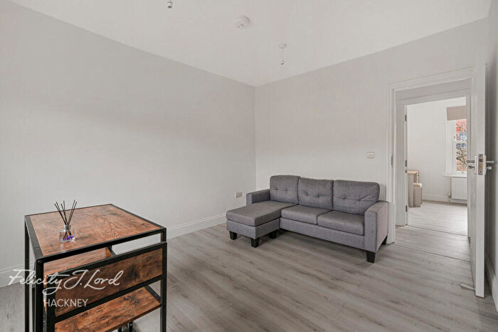 1 Bedroom Apartment To Rent In Graham Road, London, E8