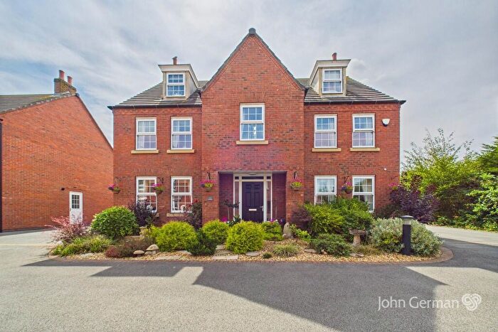 5 Bedroom Detached House For Sale In Cornflower Way, East Leake, LE12