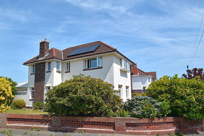 3 Bedroom Detached House For Sale In Bramwell Avenue, Prenton, CH43