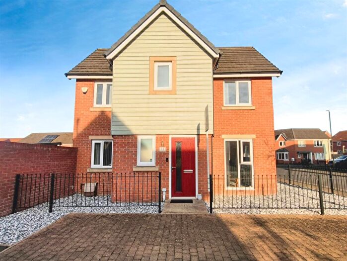 3 Bedroom Detached House For Sale In Shetland Close, Shirebrook, Mansfield, NG20