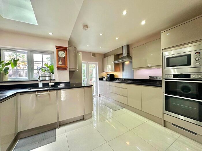 4 Bedroom Terraced House For Sale In Bradgate Road, Catford, Lewisham, London, SE6