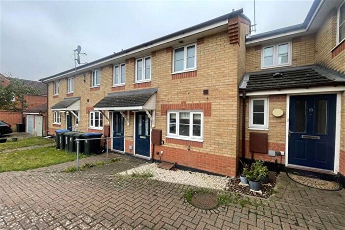 2 Bedroom Terraced House For Sale In Beech Close, Loughton, IG10