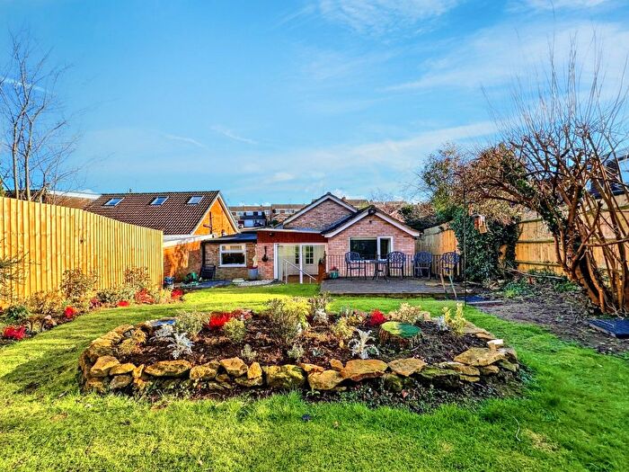 3 Bedroom Detached Bungalow For Sale In Western Avenue, Nether Heyford, NN7
