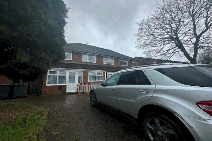 3 Bedroom Property To Rent In Gravelly Hill, Birmingham, B23