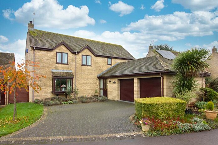 4 Bedroom Detached House For Sale In Blicks Close, Hullavington, Chippenham, SN14