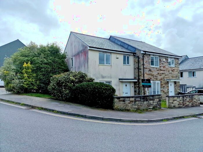 3 Bedroom Semi-Detached House For Sale In Kingston Way, Mabe Burnthouse, Penryn, TR10