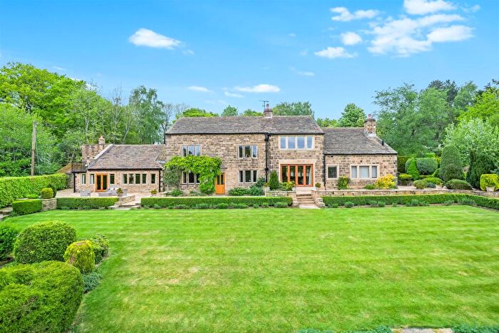 5 Bedroom Detached House For Sale In Langbar Road, Ilkley, LS29