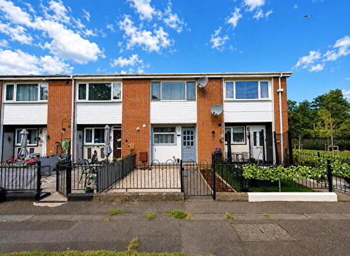 3 Bedroom Terrace House For Sale In Finnis Close, Belfast, BT9