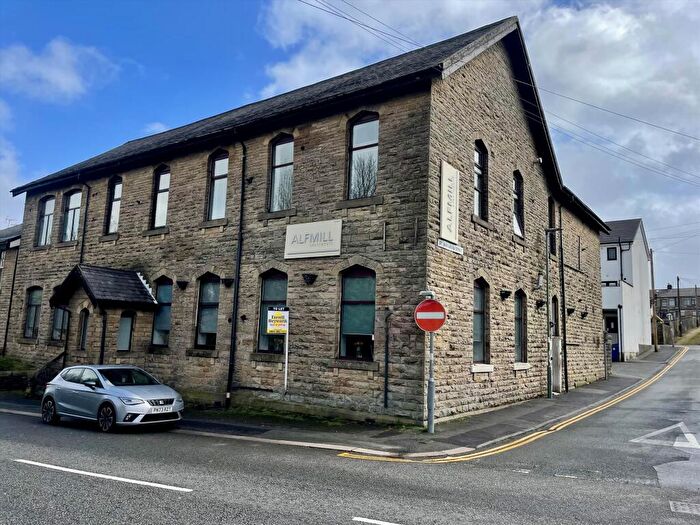 2 Bedroom Flat To Rent In Watery Lane, Darwen, Lancashire, BB3