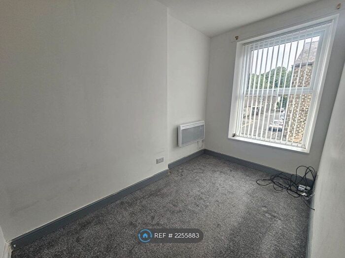1 Bedroom Flat To Rent In Schofield Street, Waterfoot, Rossendale, BB4