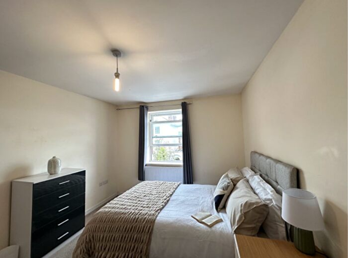 1 Bedroom Terraced House To Rent In Fore Street, Exeter, Devon, EX1