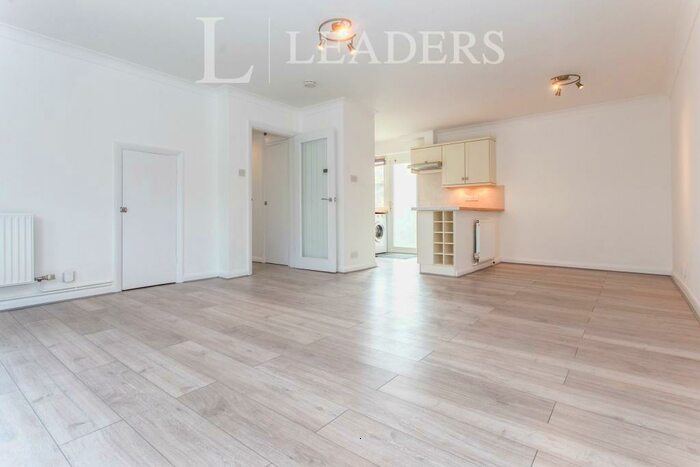 2 Bedroom Property To Rent In Cedar Court, Hills Road, Cambridge, CB2