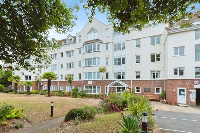 1 Bedroom Retirement Property For Sale In Poole Road, Bournemouth, BH2