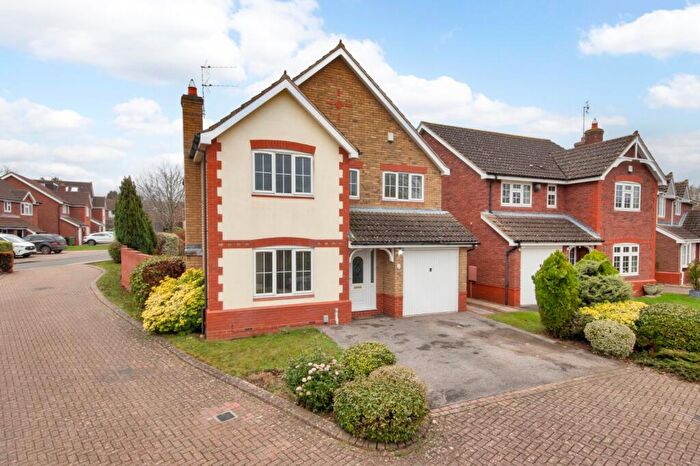4 Bedroom Detached House For Sale In Taylor Row, Wilmington, Kent, DA2