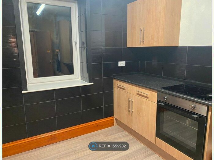 3 Bedroom Flat To Rent In South Anderson Drive, Aberdeen, AB10