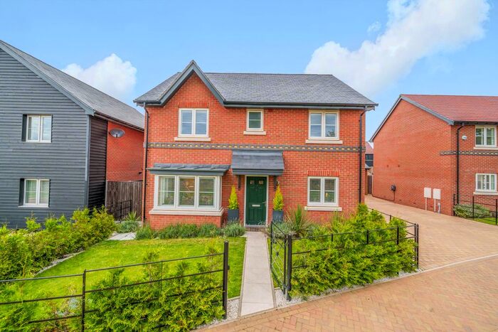 4 Bedroom Detached House To Rent In Flowercrofts, Rotherfield Greys, Henley-On-Thames, Oxfordshire, RG9