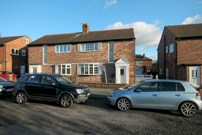 3 Bedroom Semi-Detached House To Rent In Kingsway, Didsbury, Manchester, M20