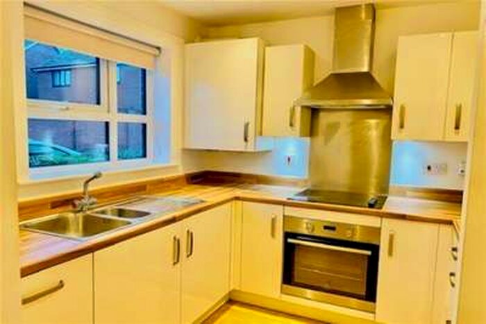 2 Bedroom House To Rent In Upper Camp Street, Salford, M7