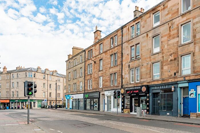 2 Bedroom Flat For Sale In / Dalry Road, Edinburgh, EH11