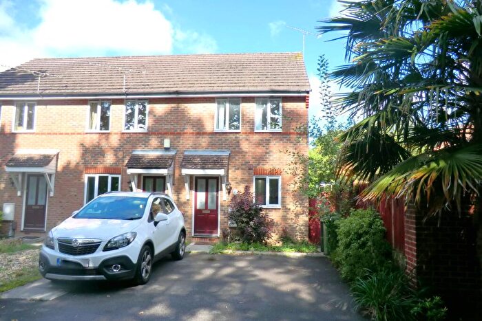 2 Bedroom End Of Terrace House To Rent In Sorrel Drive, Whiteley, Fareham, PO15