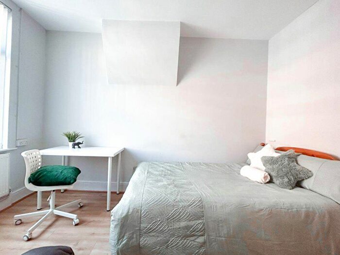 4 Bedroom House To Rent In Student Property -, DE22