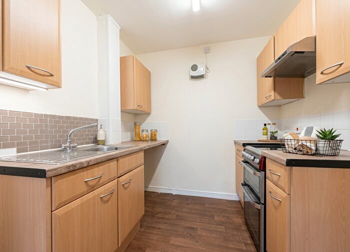 2 Bedroom Flat To Rent In Eagle Street Eagle Court, Wolverhampton, WV3