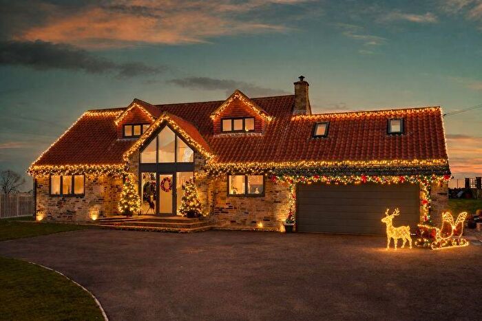 4 Bedroom Detached House For Sale In Churchfield Road, Clayton, DN5