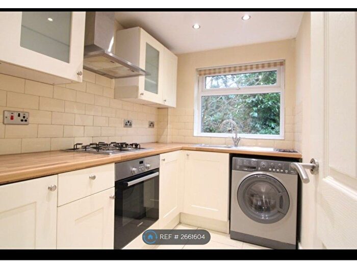 1 Bedroom Terraced House To Rent In Silk Mill Court, Watford, WD19