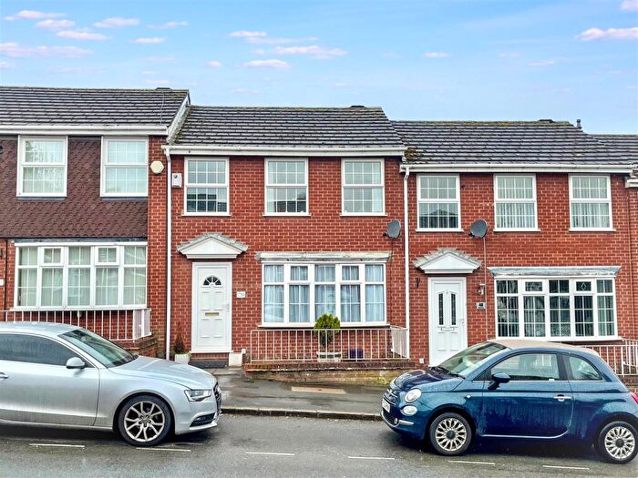 3 Bedroom Terraced House For Sale In High Street, Coleshill, Birmingham, B46