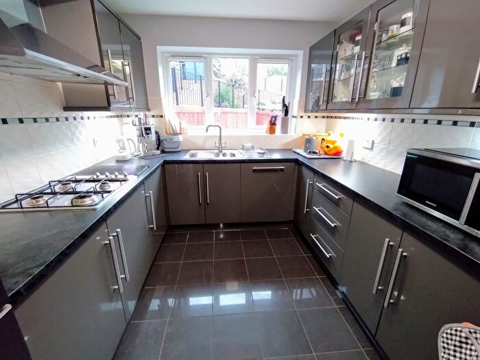 4 Bedroom Detached House For Sale In The Lovatts, Kidsgrove, Stoke-On-Trent, ST7