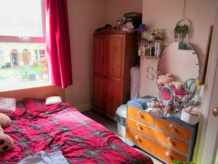 1 Bedroom Apartment To Rent In Newtown, Trowbridge, BA14