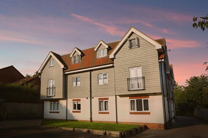 2 Bedroom Flat For Sale In Park View, Sturry, Canterbury, CT2