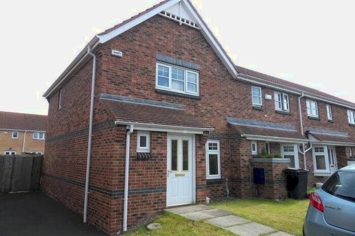 2 Bedroom Property To Rent In Aydon Gardens, Newcastle Upon Tyne, NE12