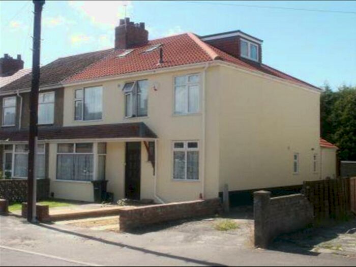 7 Bedroom Semi-Detached House To Rent In Sandling Avenue, Horfield, Bristol, BS7