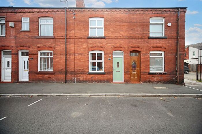 2 Bedroom Terraced House For Sale In Arundel Street, Newtown, WN5
