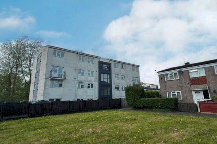 2 Bedroom Flat To Rent In Lanark Walk, Macclesfield, SK10