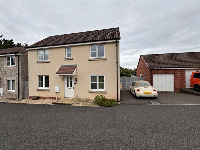 3 Bedroom Detached House To Rent In Mattick Mead, Chilcompton, BA3