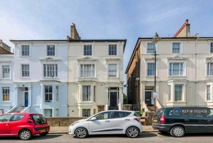2 Bedroom Flat To Rent In Crystal Palace, London, SE19