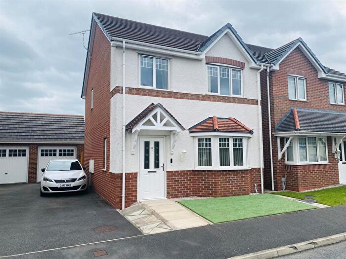 3 Bedroom Detached House For Sale In Garden Village, Saltney, CH4