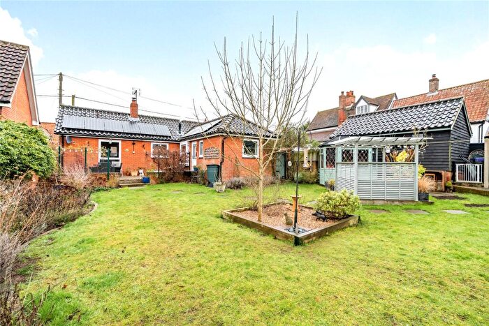 2 Bedroom Bungalow For Sale In The Street, Redgrave, Diss, Suffolk, IP22